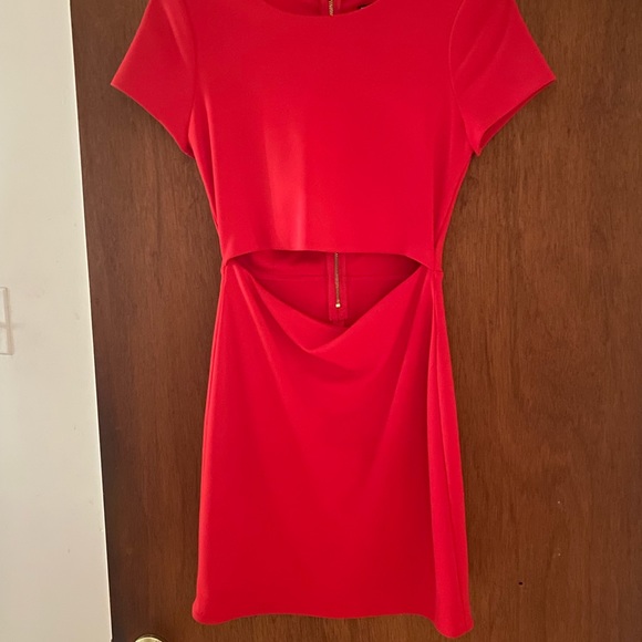 Express red mini dress with cut out - Picture 1 of 5